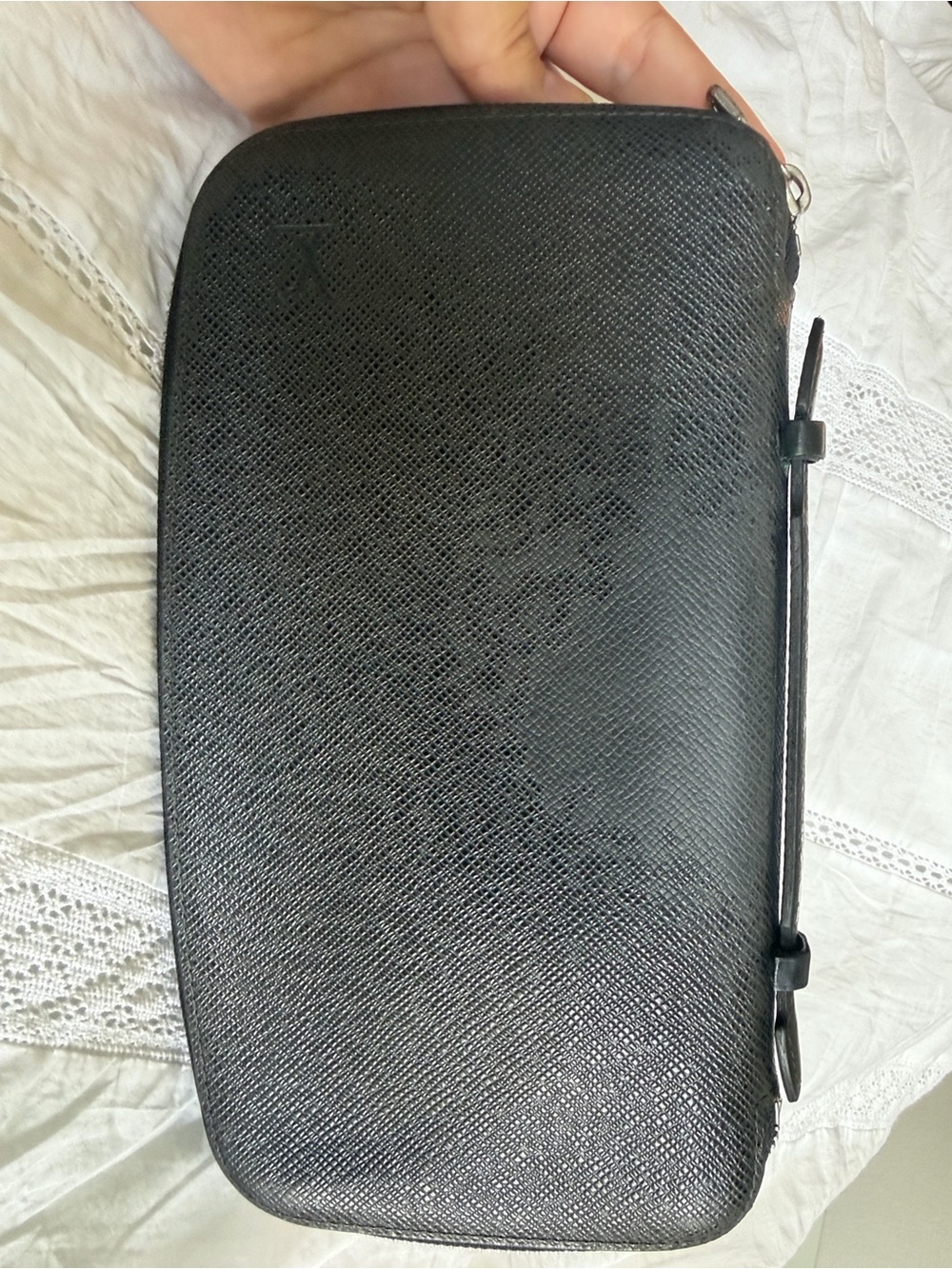 Louis Vuitton Black Leather Men’s Zip Travel Pouch
